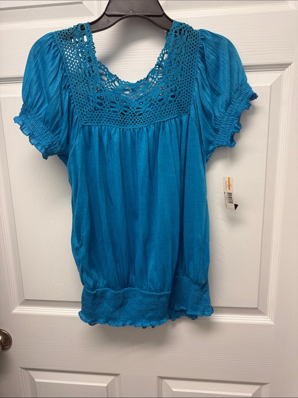 Turquoise Crochet Yoke Short Sleeve Blouse